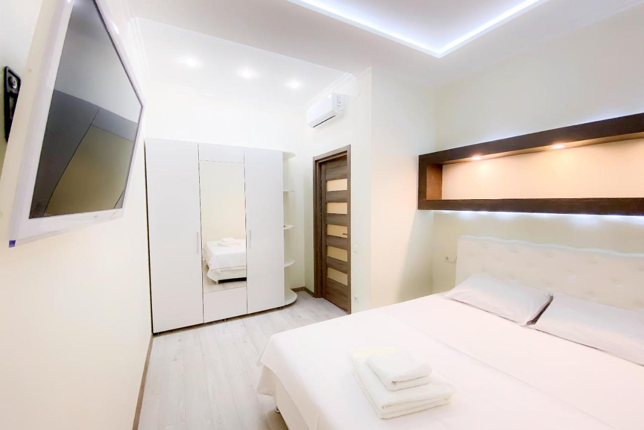 Apartment On Haharinske Plateau 5B オデッサ エクステリア 写真