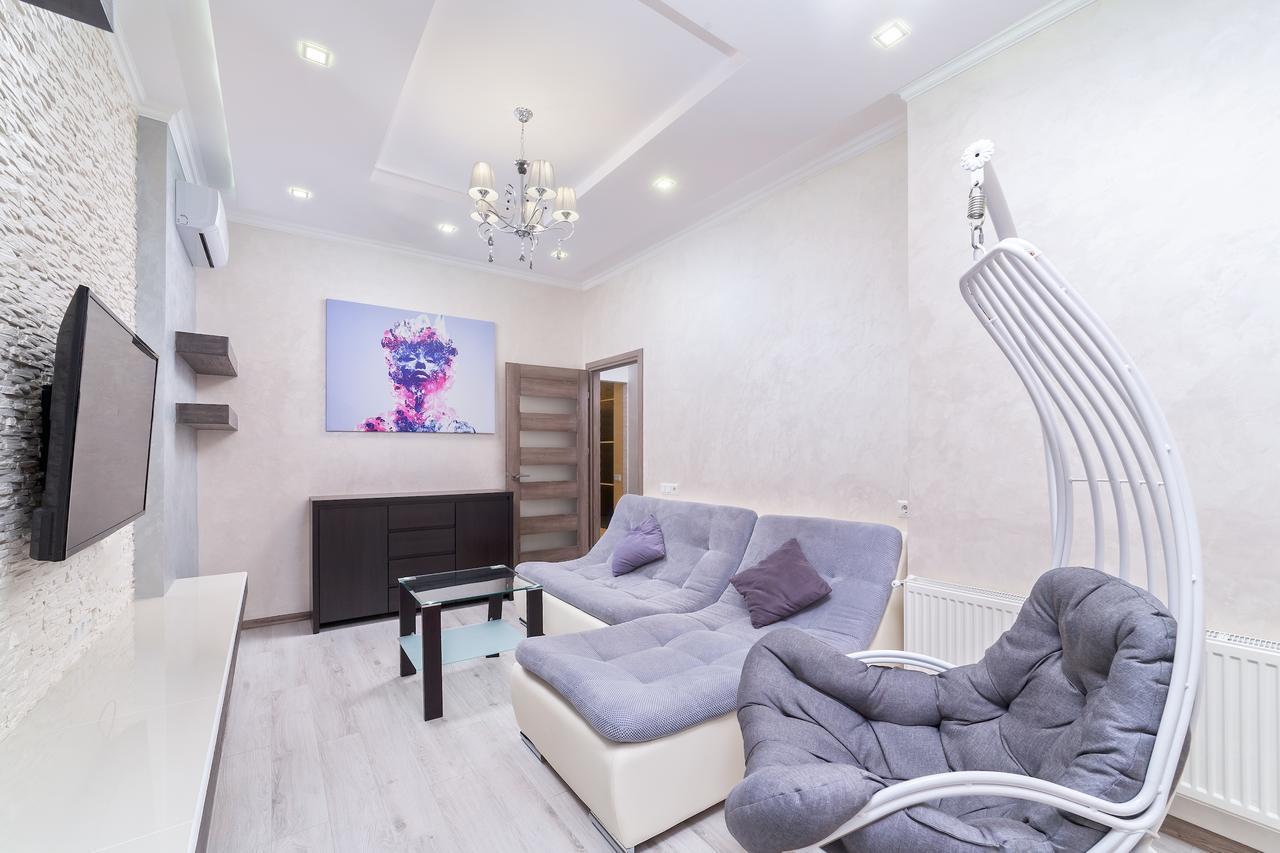 Apartment On Haharinske Plateau 5B オデッサ エクステリア 写真