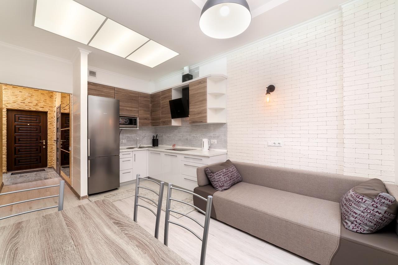 Apartment On Haharinske Plateau 5B オデッサ エクステリア 写真